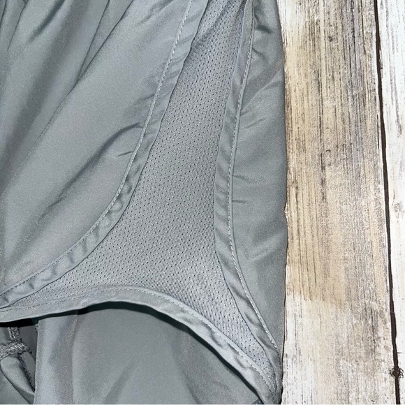 Nike Grey Tempo Shorts - Picture 2 of 4